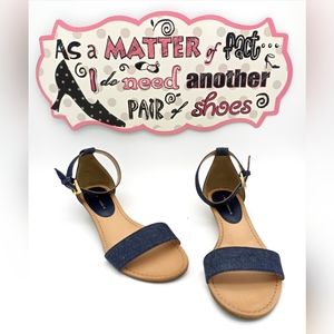 Tommy Hilfiger Shoes - NIB Women's 7.5 Tommy Hilfiger "Molina" Sandals Tommy Hilfiger Shoes - NIB Women's 7.5 Tommy Hilfiger "Molina" Sandals
